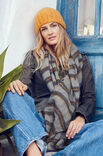 Lana Grossa DOEK MET GLEUF Silkhair & Ecopuno