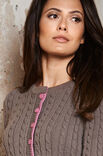 Lana Grossa VEST MET KABELS EN BOORDPATROON Cool Wool