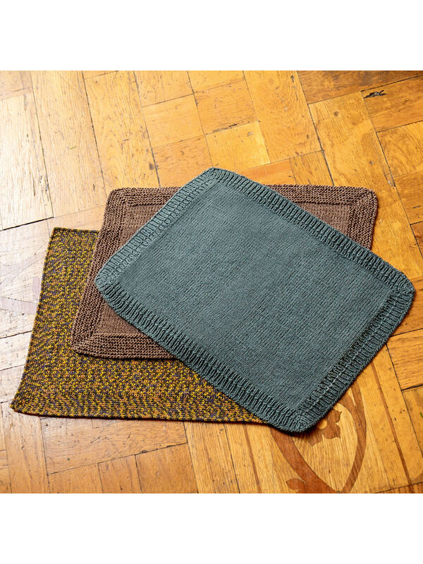 Lana Grossa PLACEMAT IN TRICOTSTEEK MET BOORDSTEEKBIES Linarte