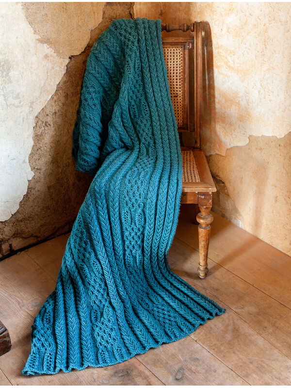 Lana Grossa PLAID IN ARANPATROON Alta Moda Cashmere 16