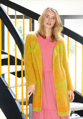 VEST IN BOORDSTEEKSTRUCTUURPATROON Silkhair van Lana Grossa