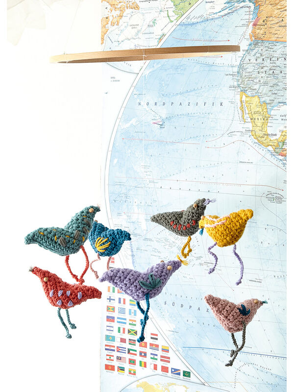 Lana Grossa MOBILE MET GEHAAKTE VOGELTJES Cool Wool Big