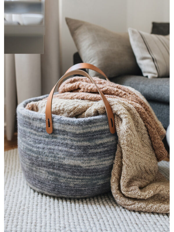 Lana Grossa MAND MET HENGSELS Feltro Print