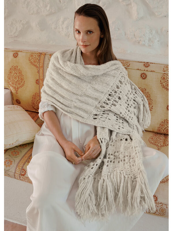 Lana Grossa STOLA IN BOORDPATROON MET GEHAAKTE RANDEN Natural Alpaca Pelo