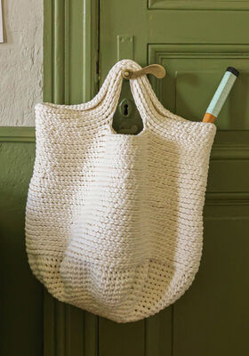 SHOPPER IN RELIEF-VASTENPATROON The Tube van Lana Grossa