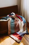 Lana Grossa PLAID IN STOKJESPATROON IN INTARSIATECHNIEK Brigitte No. 2