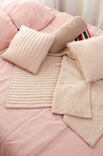 Lana Grossa TWEE KUSSENS MET BOORDPATRONEN Ecopuno Chunky & Cool Merino Big