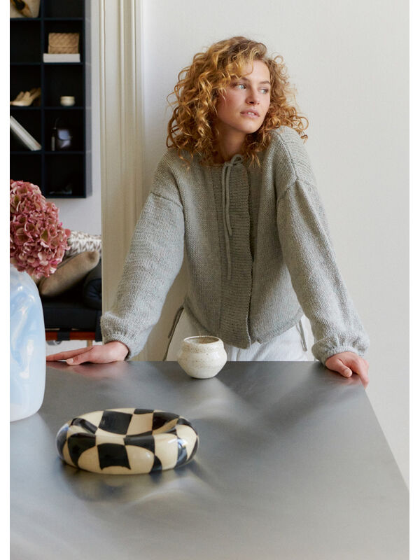 Lana Grossa VEST IN TRICOTSTEEK MET KOORDTUNNELTJES Cool Merino