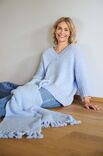 Lana Grossa TRUI MET V-HALS IN TRICOTSTEEK Cool Merino