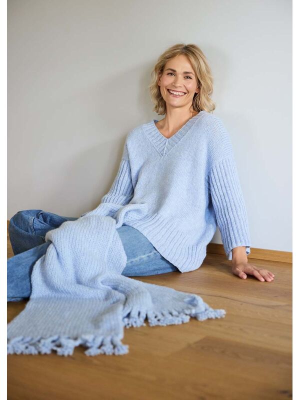 Lana Grossa TRUI MET V-HALS IN TRICOTSTEEK Cool Merino