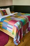 Lana Grossa PLAID IN STREPEN EN RUITPATROON Gomitolo Magico & Gomitolo Versione & Gomitolo Arte & Gomitolo Fusione