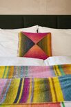 Lana Grossa PLAID IN STREPEN EN RUITPATROON Gomitolo Magico & Gomitolo Versione & Gomitolo Arte & Gomitolo Fusione