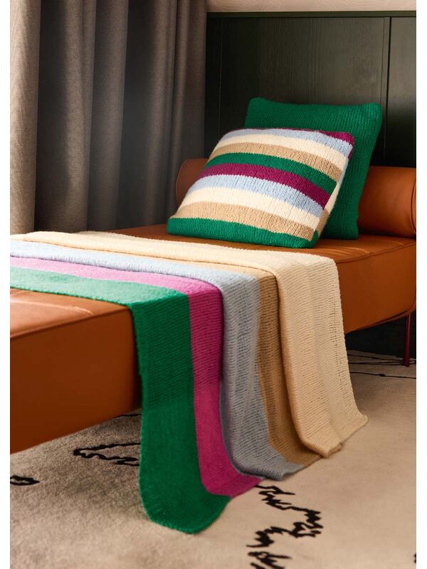 Lana Grossa PLAID IN TRICOTSTEEK MET STREPEN Soffio