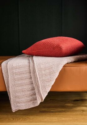 PLAID IN TRICOTSTEEK EN RIBBELSTEEK Alta Moda Cashmere 16 van Lana Grossa