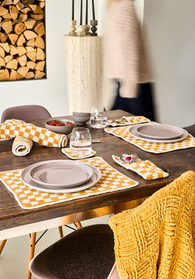 VIER PLACEMATS IN RUITPATROON The Look Fine van Lana Grossa