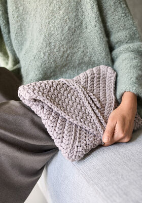 HOES VOOR TABLET The Tube van Lana Grossa