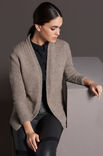 Lana Grossa VEST IN TRICOTSTEEK MET BOORDSTEEKGEDEELTEN Alta Moda Cashmere 16