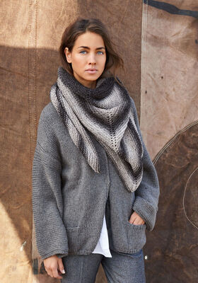 VEST MET OPGENAAIDE ZAKKEN Alta Moda Cashmere 16 van Lana Grossa