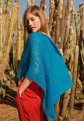 SCHOUDERDOEK MET AJOURPATROON Silkhair van Lana Grossa