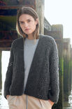 Lana Grossa DWARSGEBREID VEST MET AJOURPATROON Brigitte No. 2