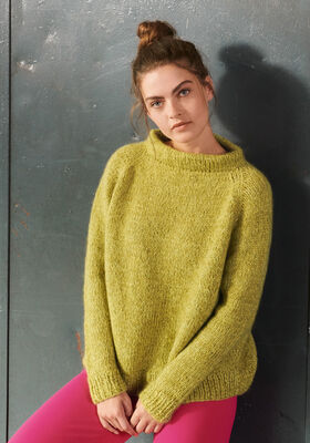 RAGLANTRUI IN TRICOTSTEEK Brigitte No. 2/Silkhair van Lana Grossa