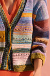 Lana Grossa VEST IN TRICOTSTEEK MET GAATJESSTREPEN Fresco