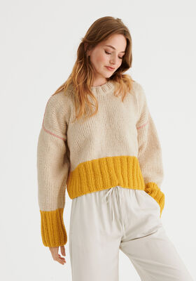 TRUI IN TRICOTSTEEK MET OPGEHAAKTE KETTINGSTEKEN Lala Berlin Lovely Cotton van Lana Grossa