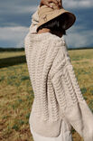 Lana Grossa TRUI IN KABELPATROON Alta Moda Alpaca