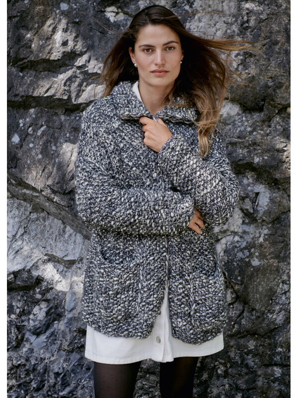 Lana Grossa VEST Lala Berlin Flamy