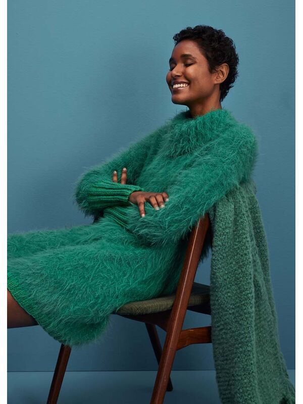 Lana Grossa JURK IN TRICOTSTEEK Basta & Cool Merino Big