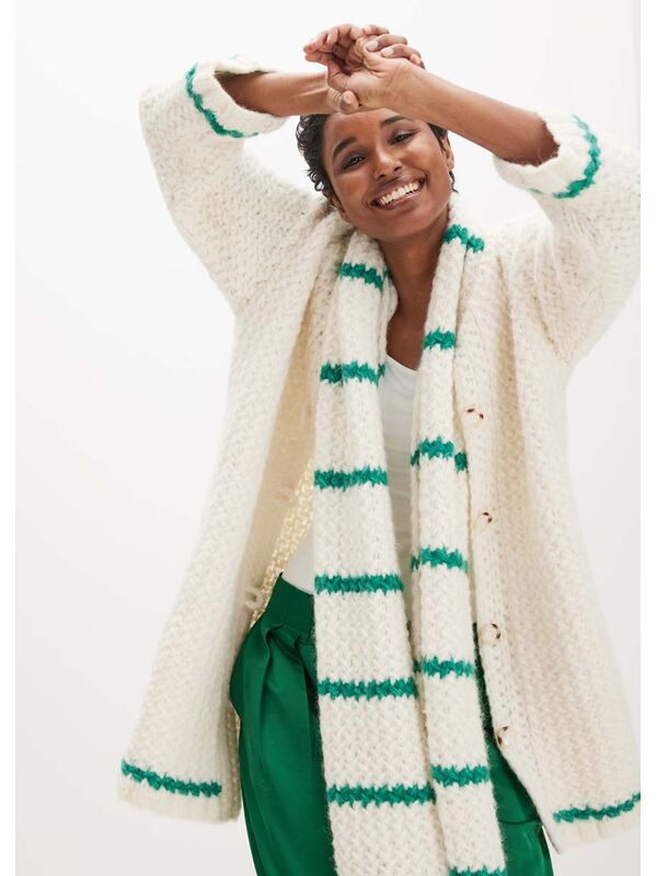 Lana Grossa MANTEL IN VLECHTPATROON Alpaca Air