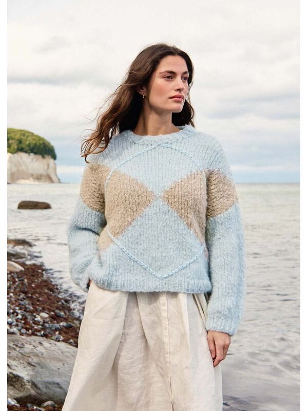 Lana Grossa TRUI MET INGEBREIDE MOTIEVEN Royal Alpaca & Brigitte No. 2