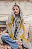 Lana Grossa OVERSIZED MANTEL Caramella
