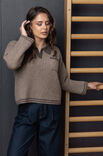 FILATI Studio GEHAAKTE TRUI MET POLOKRAAG Landlust Alpaka Merino 160