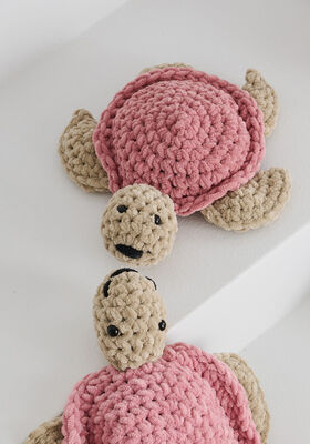 BABYSCHILDPAD IN OUDROZE The Look van Lana Grossa