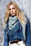 Lana Grossa SCHOUDERDOEK MET BONTE FRANJES Silkhair