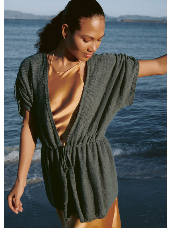 Lana Grossa VEST IN AVRECHTE TRICOTSTEEK MET KOORDJES Cotton Wool