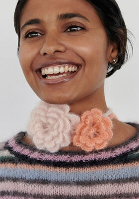GEHAAKTE BLOEMEN Silkhair van Lana Grossa