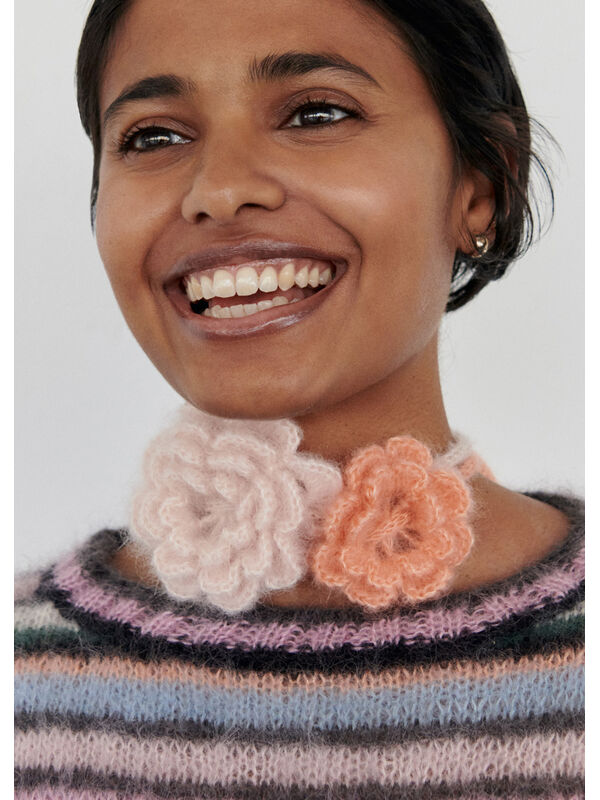 Lana Grossa GEHAAKTE BLOEMEN Silkhair