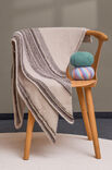Lana Grossa DRIEHOEKIGE STOLA Cosy Socks & Cosy Socks Soft Stripes