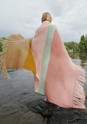 COLOR BLOCK DEKEN Brigitte No. 3 van Lana Grossa