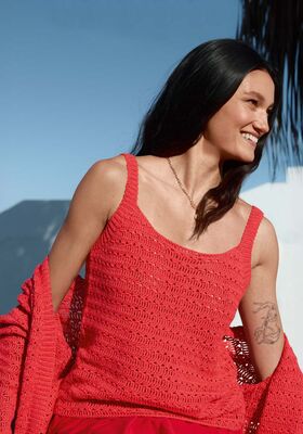 TOPJE MET GAATJESPATROON MET STOKJES EN DUBBELE STOKJES Summer Cashmere van Lana Grossa