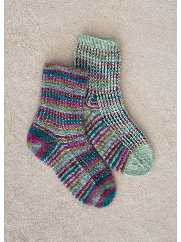 Lana Grossa SOKKEN Cosy Socks Multi Stripes & Meilenweit 4-fach 50g