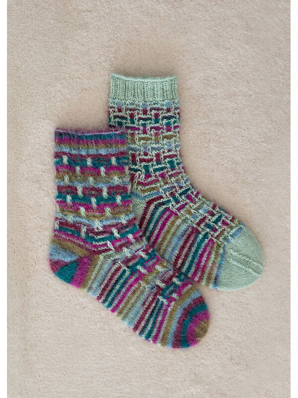 Lana Grossa SOKKEN Cosy Socks Multi Stripes & Meilenweit 4-fach 50g