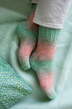 Lana Grossa MEILENWEIT Socktober No. 9 - Duitse uitgave met QR 