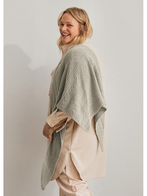 Lana Grossa DRIEHOEKIGE DOEK Cool Wool Seta