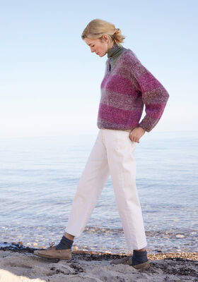 TRUI MET V-HALS Cool Wool Vintage & Silkhair van Lana Grossa