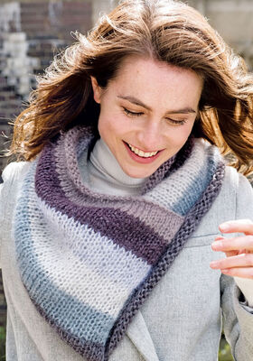 LOOP MET STREPEN Silkhair van Lana Grossa