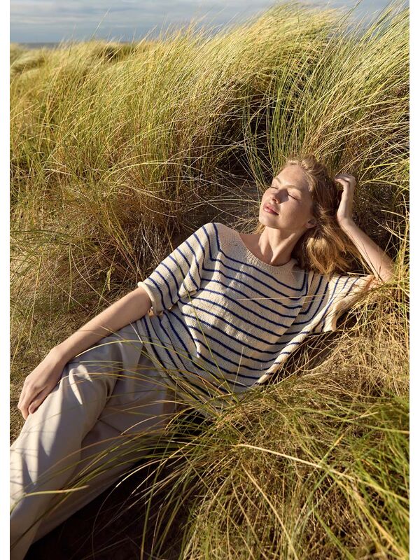 Lana Grossa RAGLANSHIRT IN TRICOTSTEEK MET STREPEN Cotton Wool