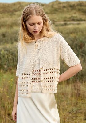 VEST MET GEKRUISTE STOKJES EN STOKJES Summer Cashmere van Lana Grossa